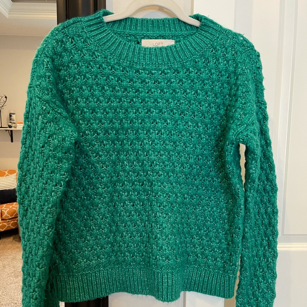 LOFT sweater, Size Small, cropped-likestyle, green